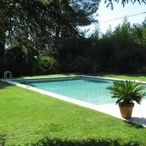 Le Clos Des Canebiers Couette-café Grasse